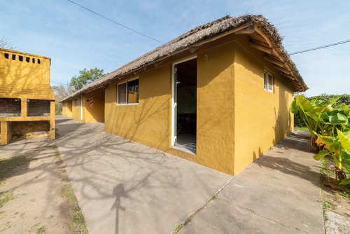 Imagen 7 de 30 de Complejo De Cabañas