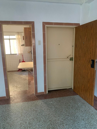 Imagen 5 de 14 de Apartamento De 2 Habitaciones Y 1 Baño