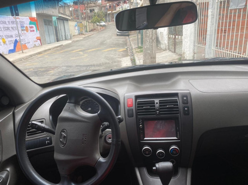 Imagem 4 de 9 de Hyundai Tucson Gl4x2 2.0 16v