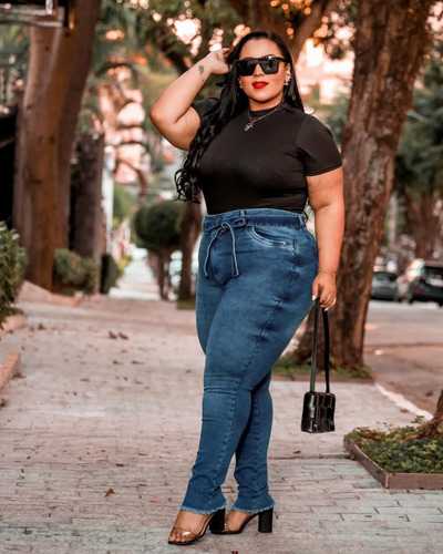 Imagem 3 de 4 de Calça Jeans C/ Lycra Feminina Plus Size Tamanho Grande