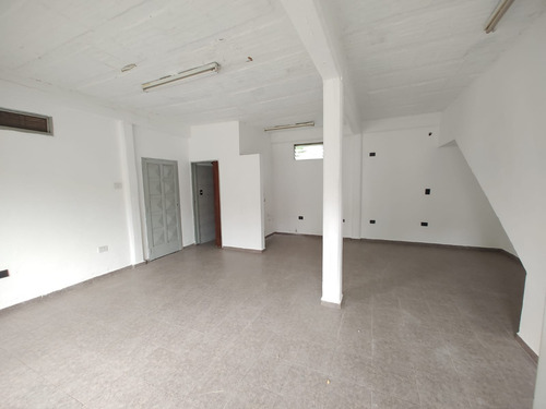 516 E/- 6bis Y 7. Vendo Local Y Cocheras S/ Lote 10 X 40 Mts. Retasado!! Oportunidad! Antes U$s 75.000.- Ahora U$s 59.000.-