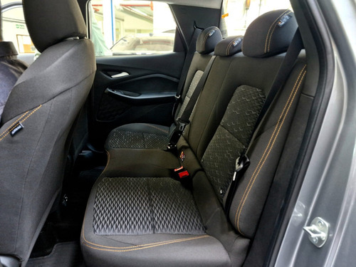 Chevrolet Montana LT MT