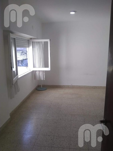 Imagen 6 de 10 de Venta Departamento - La Plata