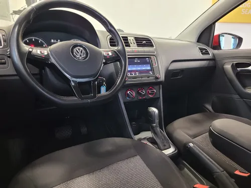 Volkswagen Polo 5p Comfortline Plus L4/1.6 Aut