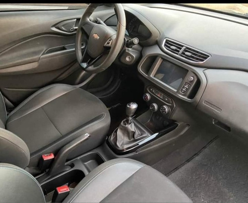 Imagem 4 de 7 de Chevrolet Onix 2019 1.4 Lt 5p