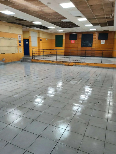 Arriendo Local Comercial En Santiago