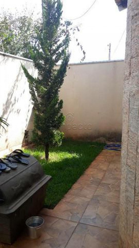 Imagem 1 de 8 de Casas - Ref: V9945