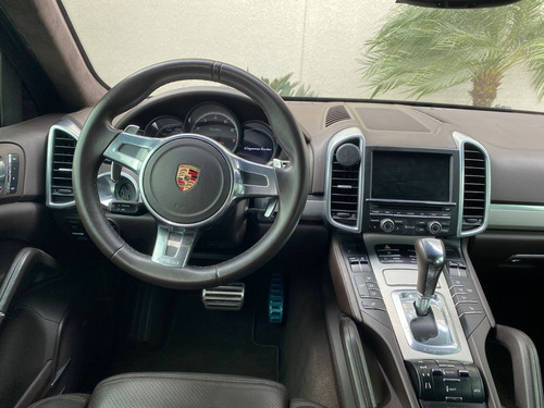Imagem 7 de 14 de Porsche Cayenne Turbo 4.8 V8 Agendar Visita