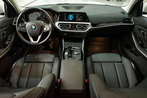BMW Serie 3 2.0 320i Sedan Sportline