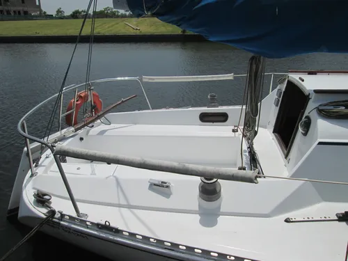 Velero Pandora 27