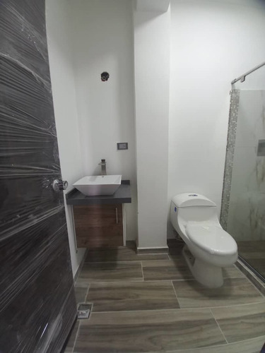Imagen 8 de 20 de Venta De Apartamento En Buenaventura. Adlz
