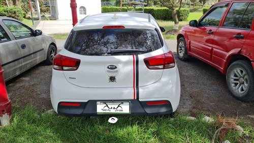 Kia Rio Hatchback Full A/c