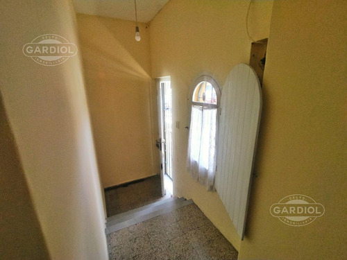 Venta De Casa 3 Dormitorios Con Garaje - Reducto