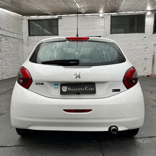 Peugeot 208 1.6 Active