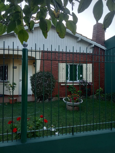 Santa Teresita Venta Casa 3 Ambientes +garage Con Depto Y Quincho
