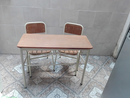 Imagen 1 de 10 de Conjunto Pupitre Bipersonal Con 2 Sillas Escolares