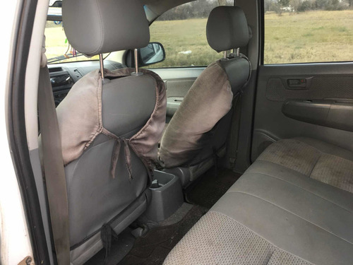 Imagen 7 de 8 de Toyota Hilux 2008 3.0 I Sr Cab Doble 4x2 Doble Airbag