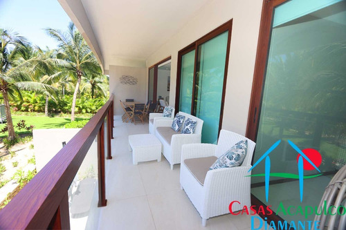 Imagen 12 de 30 de Cad La Isla Fiji Y2. Terraza Con Vista A Los Jardines Y Albercas