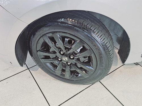 Hyundai HB20 1.0 Unique Flex 5p
