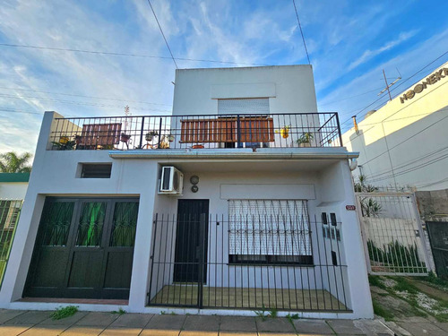 Venta Ph 3 Ambientes Terraza Balcon Cochera Merlo