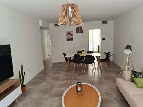 Imagen 4 de 22 de Departamento De 3 Ambientes - A La Calle - Brown 2600