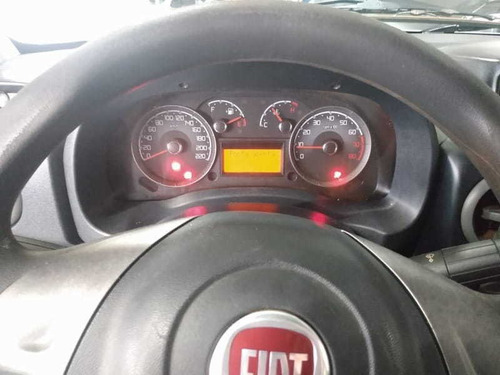 Imagem 7 de 8 de Fiat Doblo Essence 7l E