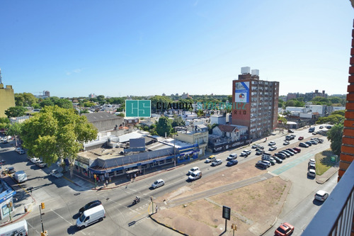 Imagen 5 de 18 de Para Entrar Sobre Avenida Italia Esquina Francisco Simón En Piso Alto Con Espectaculares Vistas, 3 Dormitoritos
