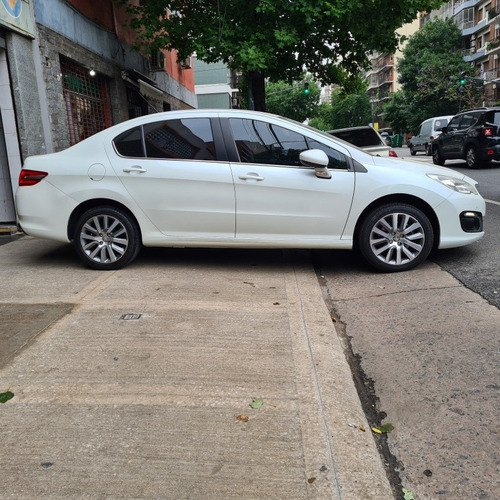 Imagen 10 de 25 de Peugeot 408 Usado 1.6 Feline Thp 163cv Tiptronic 2017 2016