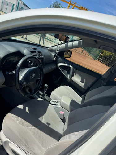 Toyota RAV4 2.4 4x2 At