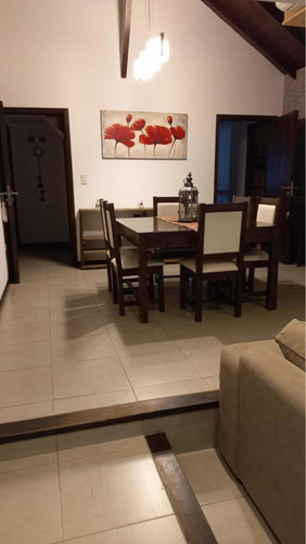 Imagen 16 de 26 de Alquiler Temporario. 5 Amb, 8 Personas -3 Baños, Patio Y Parrilla- Excelente Ubicación. Disponible A Partir Del 22 De Febrero Y Marzo
