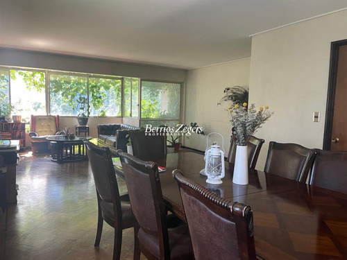 Departamento En Venta De 3 Dorm. 2 Baños En Las Condes