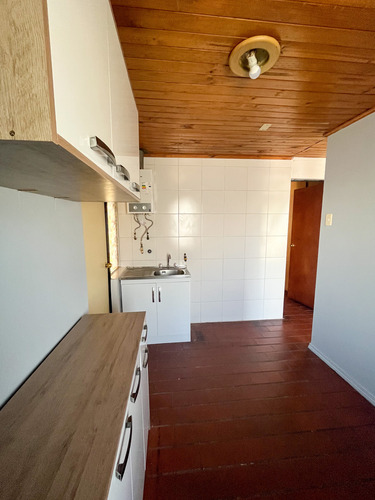 Casa 3 Hab 2 Baños Y 2 Estacionamientos - Curicó