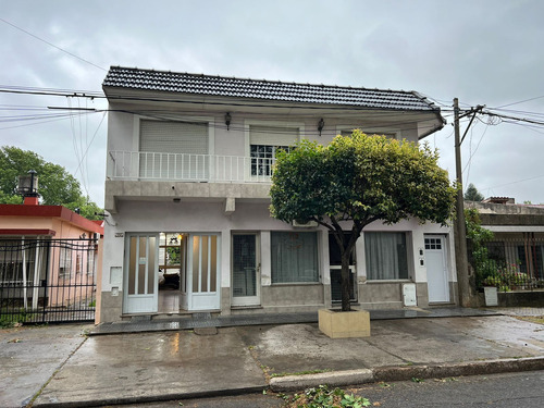 Venta | Casa | 3 Dormitorios | Cochera | Pileta | Granadero Baigorria