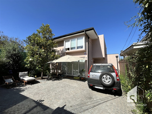 Casa Venta 4 D 3 B Rosita Renard Metro P. Gales Ñuñoa J80