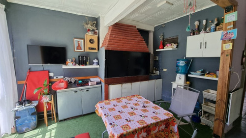 Dos Casas Tipo Dúplex Precio Por Las 2 Entreda Para 2 Autos Todo Techado Venta Juntas O Por Separadas