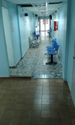 Imagen 7 de 10 de Clínica En Venta Valencia Excelente Zona Cjs
