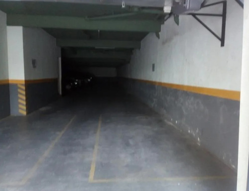 Imagen 3 de 4 de Cochera - Villa Luro - (vendo O Alquilo)