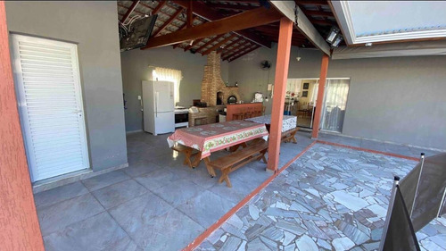 Casa De Campo Inteira Hospedado Por Junior Cezar