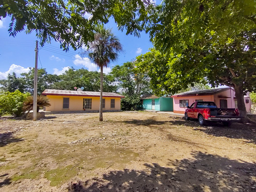 Venta De Rancho En Zona Ganadera De Yucatán, Con Cenotes, 453 Has