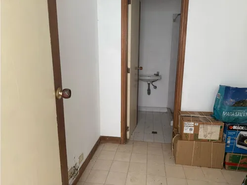 Casa De Tres Niveles En Castropol