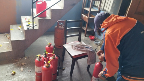 Imagen 5 de 8 de Recarga De Extintores A Domicilio Vamos Donde Tu Estés Quito