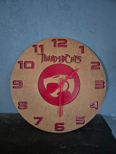 Reloj Mdf Thundercats Rojo Beige