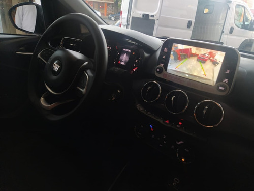 Imagen 13 de 16 de Fiat Cronos 1.8 16v Precision