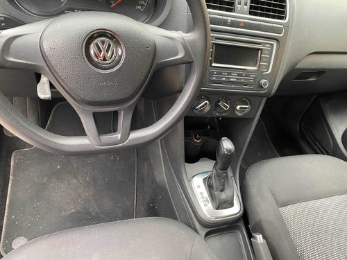 Imagen 12 de 14 de Volkswagen Polo 2015 1.6 At