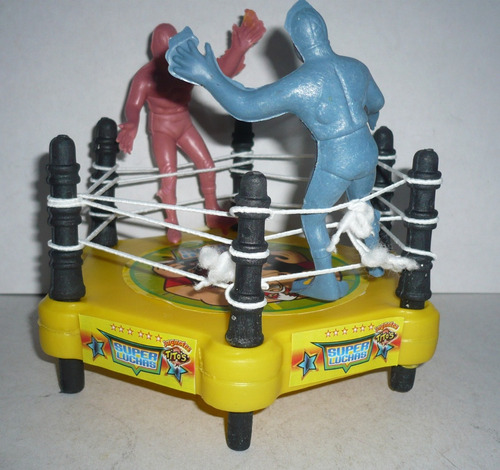 Ring De Plástico Soplado Con 2 Luchadores - Lucha Libre Cmll