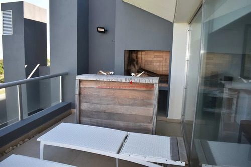 Imagen 6 de 22 de Venta Apartamento 3 Dormitorios Frente Al Mar