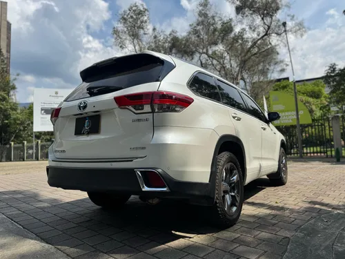 Toyota Highlander Hybrid 4x4 2019 Motor 3.500 Kilometraje: