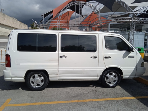Imagen 4 de 13 de Mercedes Benz Mb100