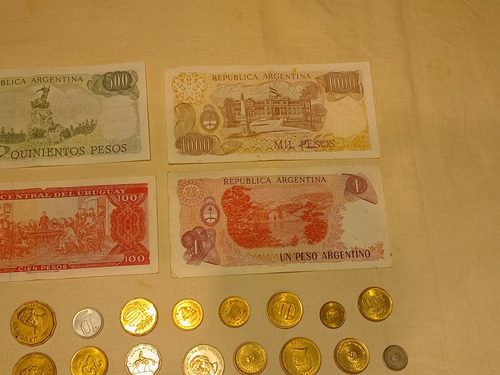 Billetes Y Monedas Antiguas Lote X 32 Sc- Argen Uruguay