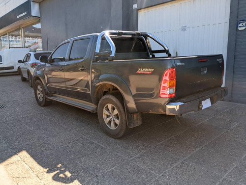Toyota 2010 Hilux 3.0 Dc 4x2 Tdi Srv L05